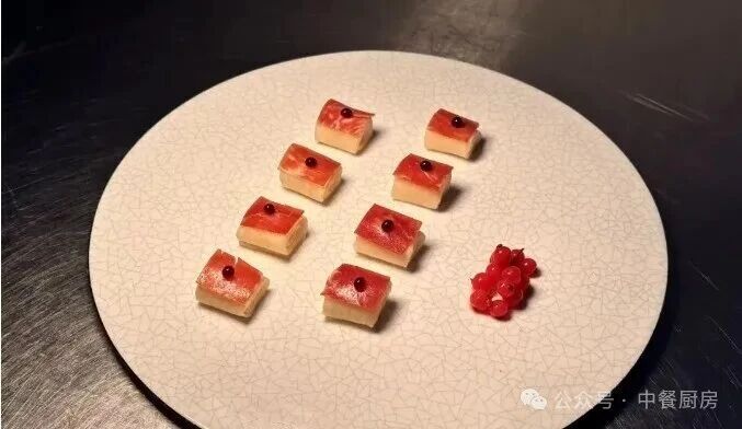 当餐酒楼特色菜，臻味匠心，雅飨时光