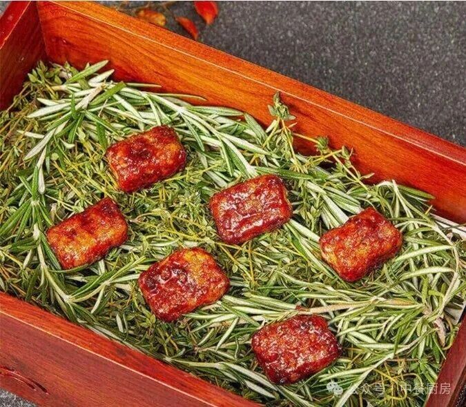 当餐酒楼特色菜，油香扑鼻