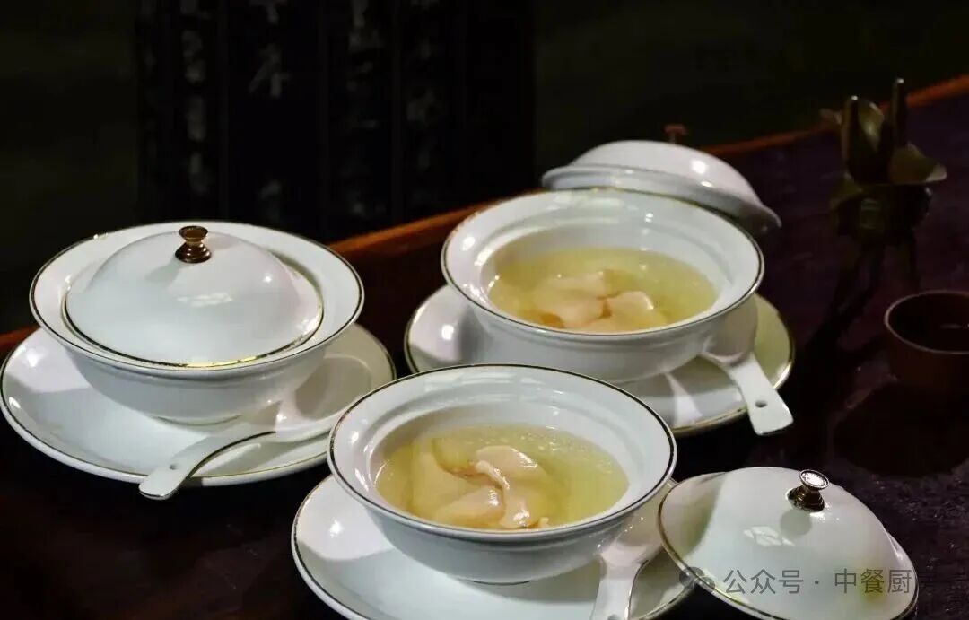 当餐酒楼精品菜，老少皆宜