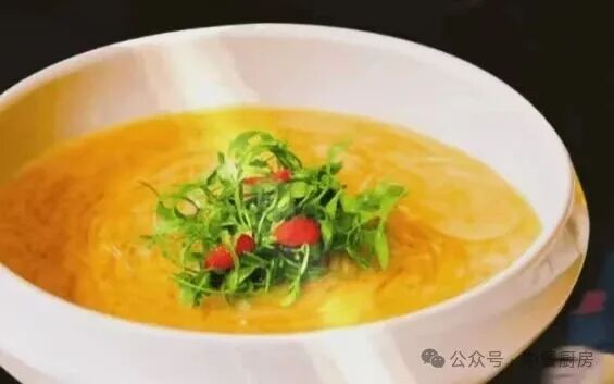 当餐酒楼旺销招牌菜，宴待高朋