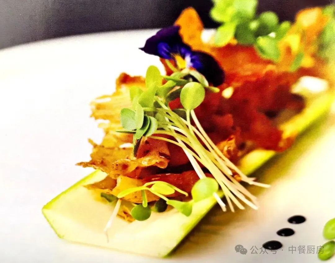 当餐酒楼热卖菜，分量十足