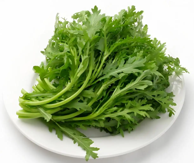 茼蒿，又称蓬蒿、菊花菜、天然养肝菜，是菊科茼蒿属植物的嫩茎叶，被誉为