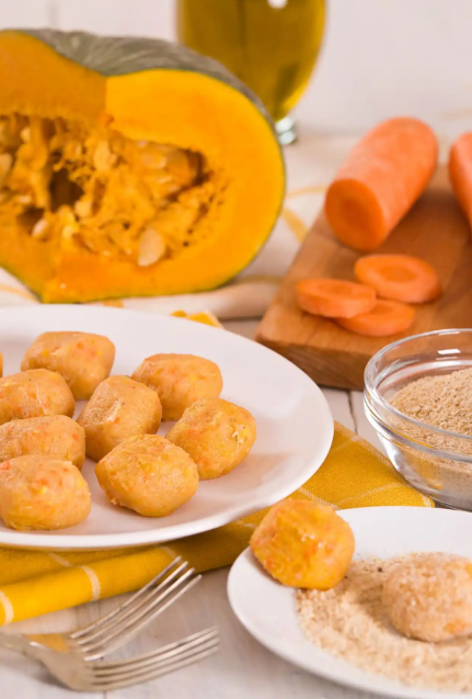 南瓜作为传统药食同源食材，被誉为"蔬菜中的黄金"