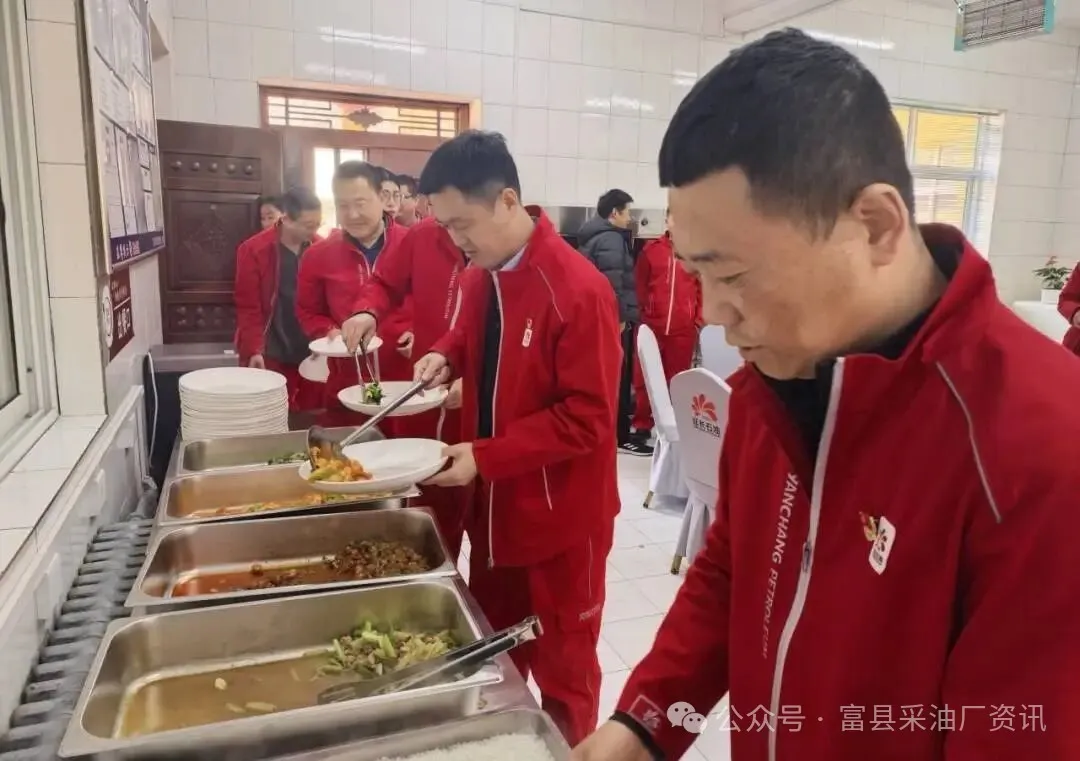 马莲沟升级食堂暖人心 七心工程聚合力