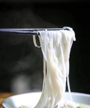 粿条预制菜渐成规模 “专属浪漫”走出潮汕