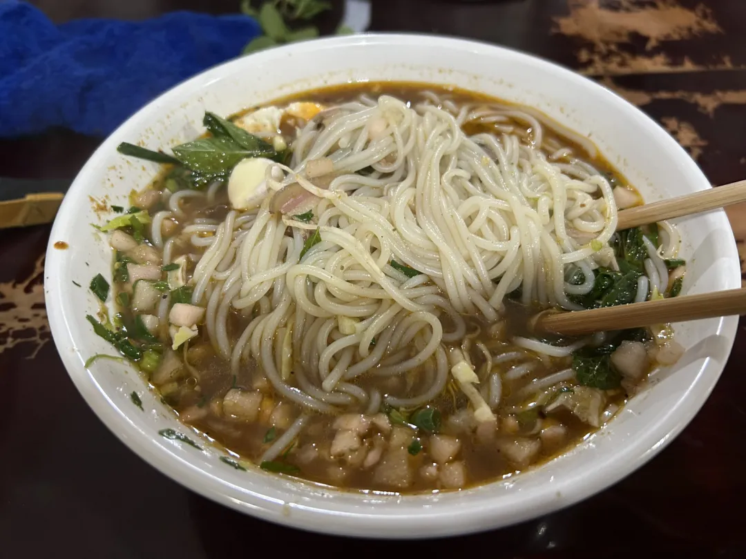 贵州兴义美食羊肉粉,真的是天下美食吗?