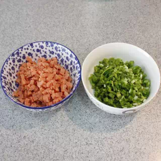 面粉美食葱香花卷,非常简单好上手!