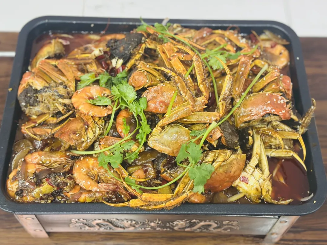 武汉冷柜餐厅开展“走进后厨-美食品鉴活动”