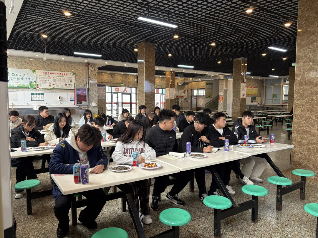 聚焦学生就餐需求,共促餐饮品质提升