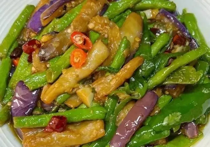 万亿餐饮业带动餐饮食材供应链市场发展