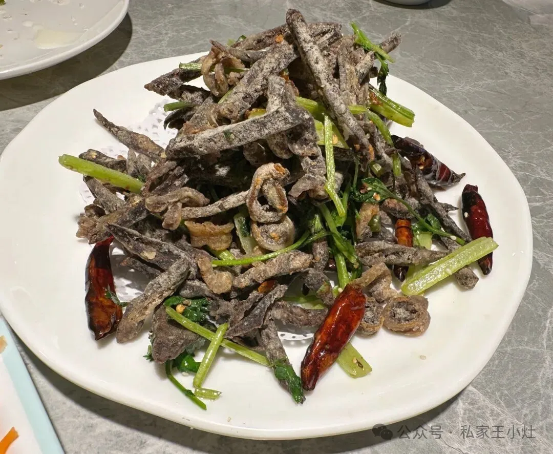 美食探店满德海奶茶·蒙餐