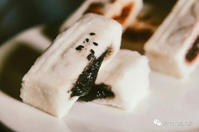 国庆返校忆青春 非遗美食引客来