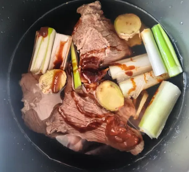 当餐闭眼囤！新疆天莱香牛有机牛腿肉 500g，真原切 + 可溯源，炖炒都香到舔盘！