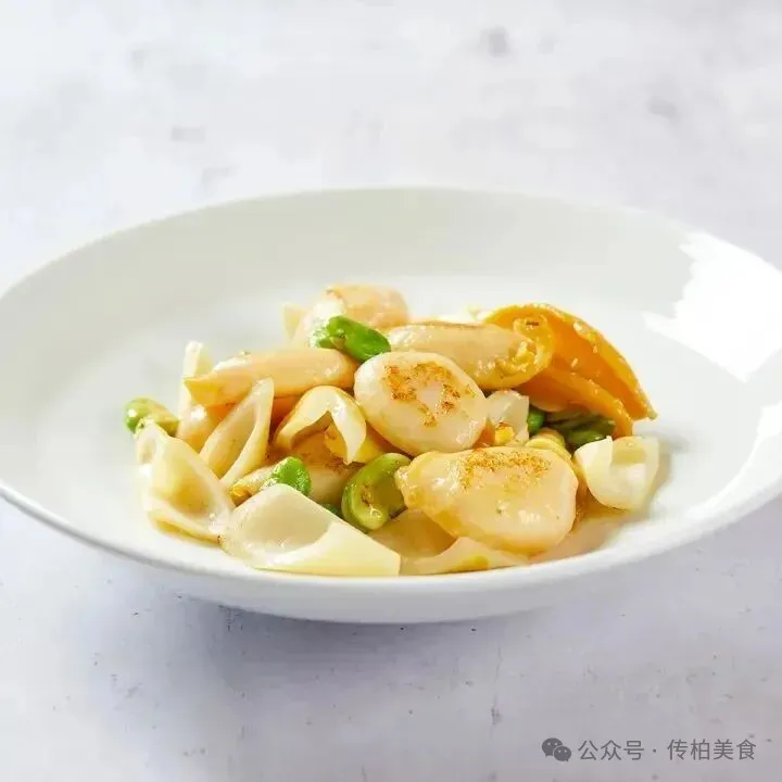 当餐山海珍馔,味蕴万象美食!海鲜创意融合菜单