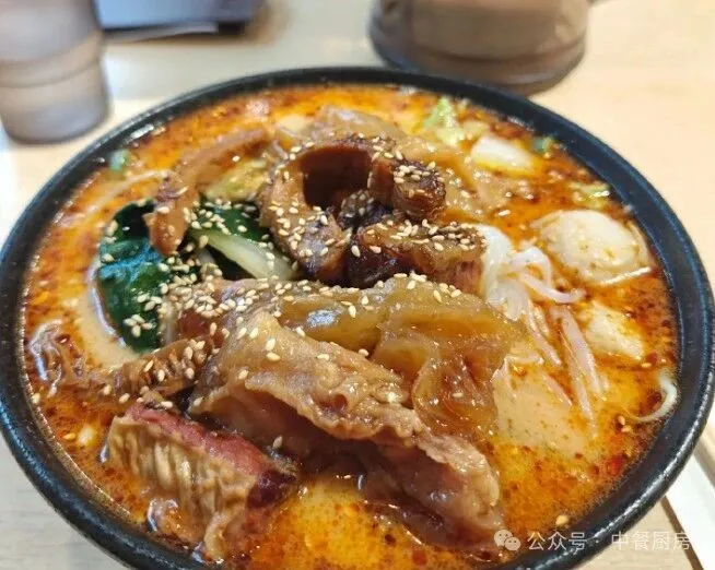 做餐饮入门级产品,麻辣烫项目是首选,商用麻辣烫配方