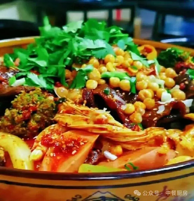 做餐饮入门级产品,麻辣烫项目是首选,商用麻辣烫配方