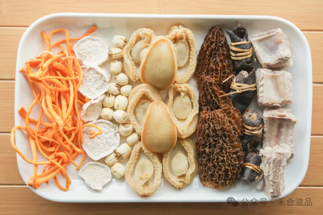 羊肚菌鲍鱼三宝扎炖汤：一碗集山珍海味的温柔滋养