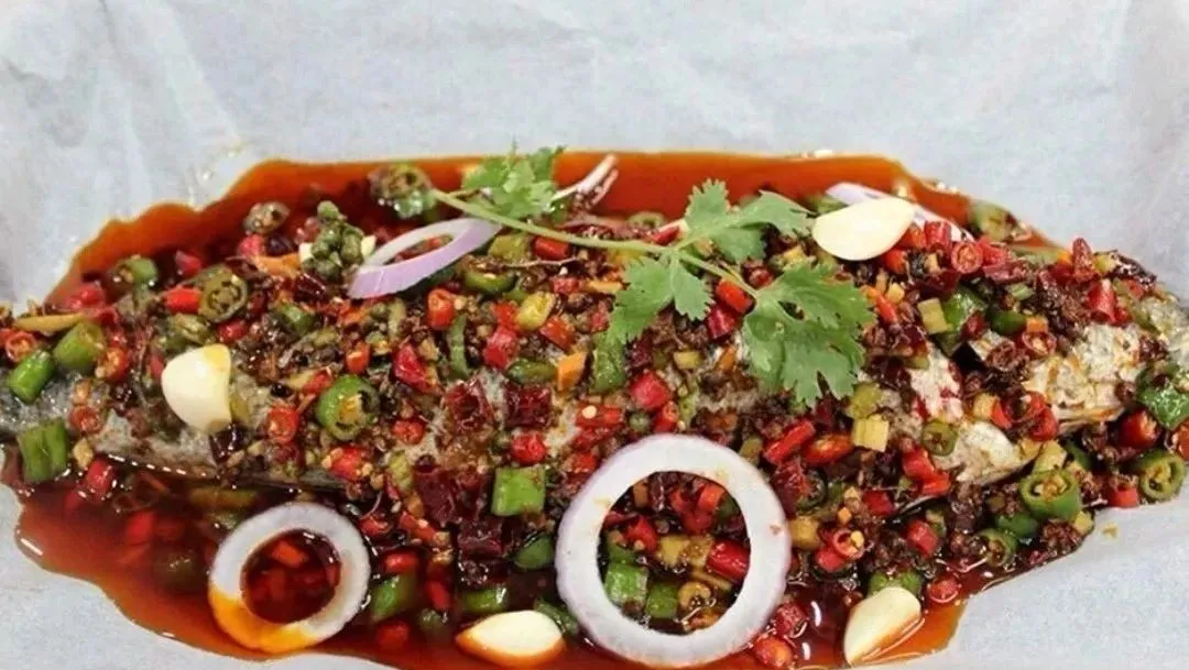 纸包鱼和麻辣火锅鸡技术制作配方