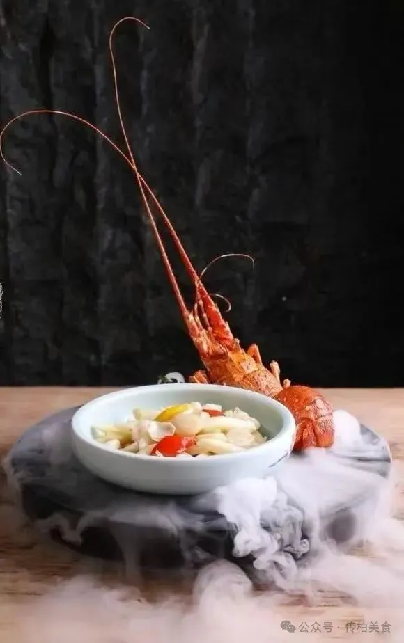 当餐山海珍馔,味蕴万象美食!海鲜创意融合菜单