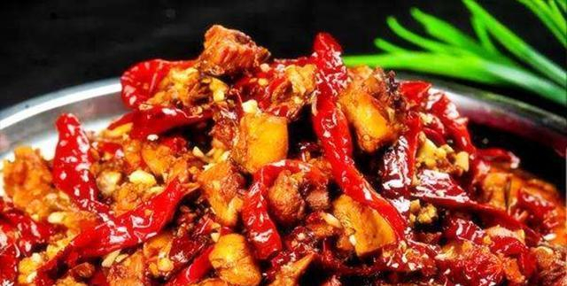 全美中餐馆日均消耗30吨辣椒!食材供应链“辣味经济”规模将达70亿美元