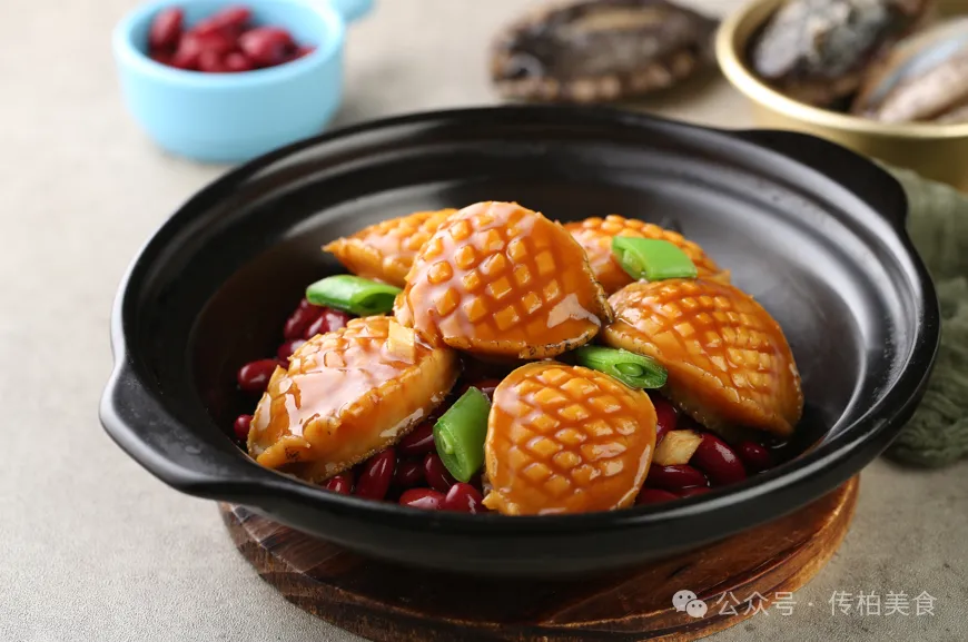 当餐山海珍馔,味蕴万象美食!海鲜创意融合菜单