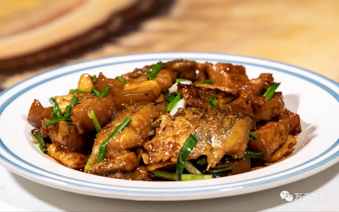 舌尖上的舟山 十大特色名菜 让你吃出海洋的鲜甜