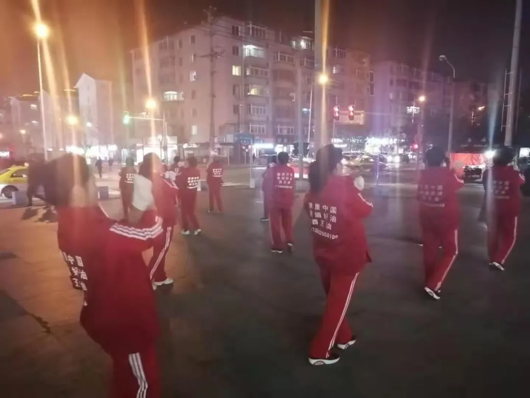 向奋战在西王食用油销售一线的人员致敬