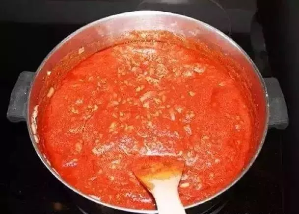 当餐调制50款经典酱汁做法