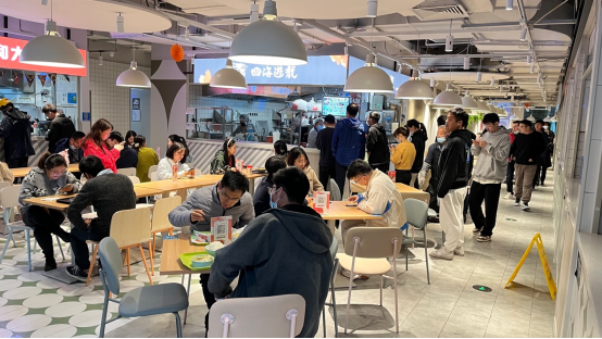 从指尖下单到餐桌美味:网络餐饮如何守住“安全底线”?