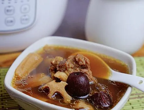 天越来越冷，暖身汤不能少，多用这食材煲汤，营养美味