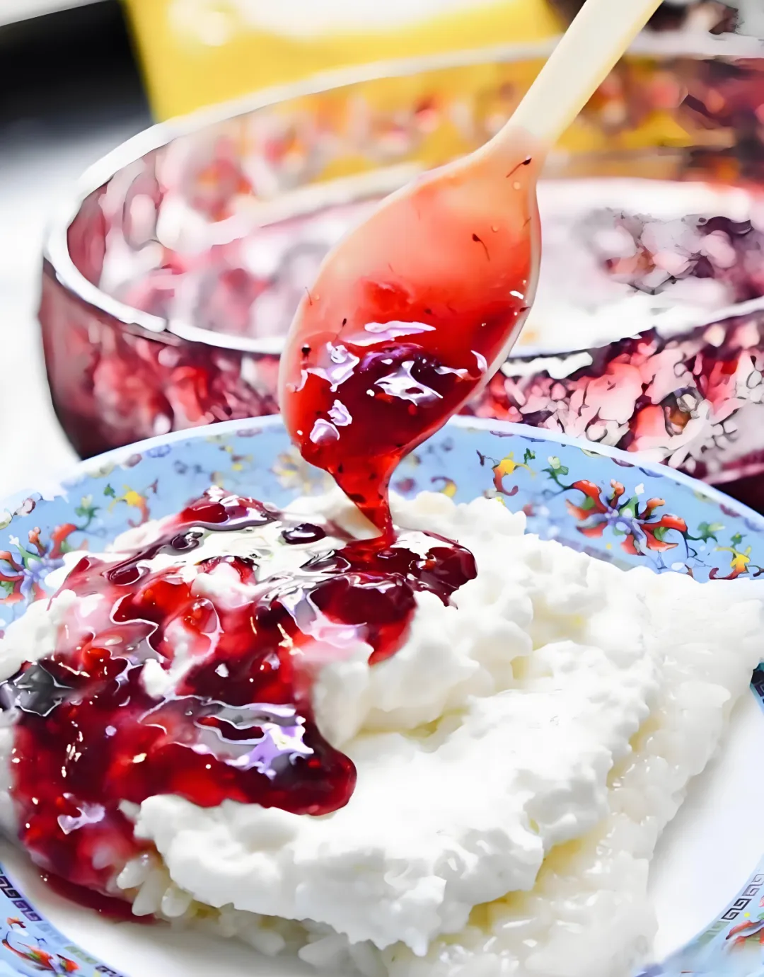 新疆特色小吃酸奶粽子