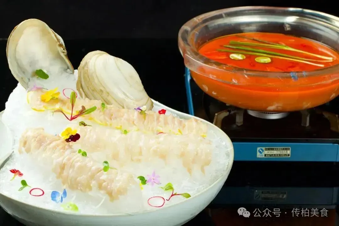 当餐山海珍馔,味蕴万象美食!海鲜创意融合菜单