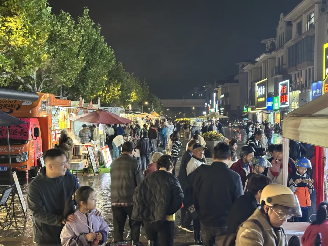 闵行这条街网红美食返场啦,新市集启幕亮相!