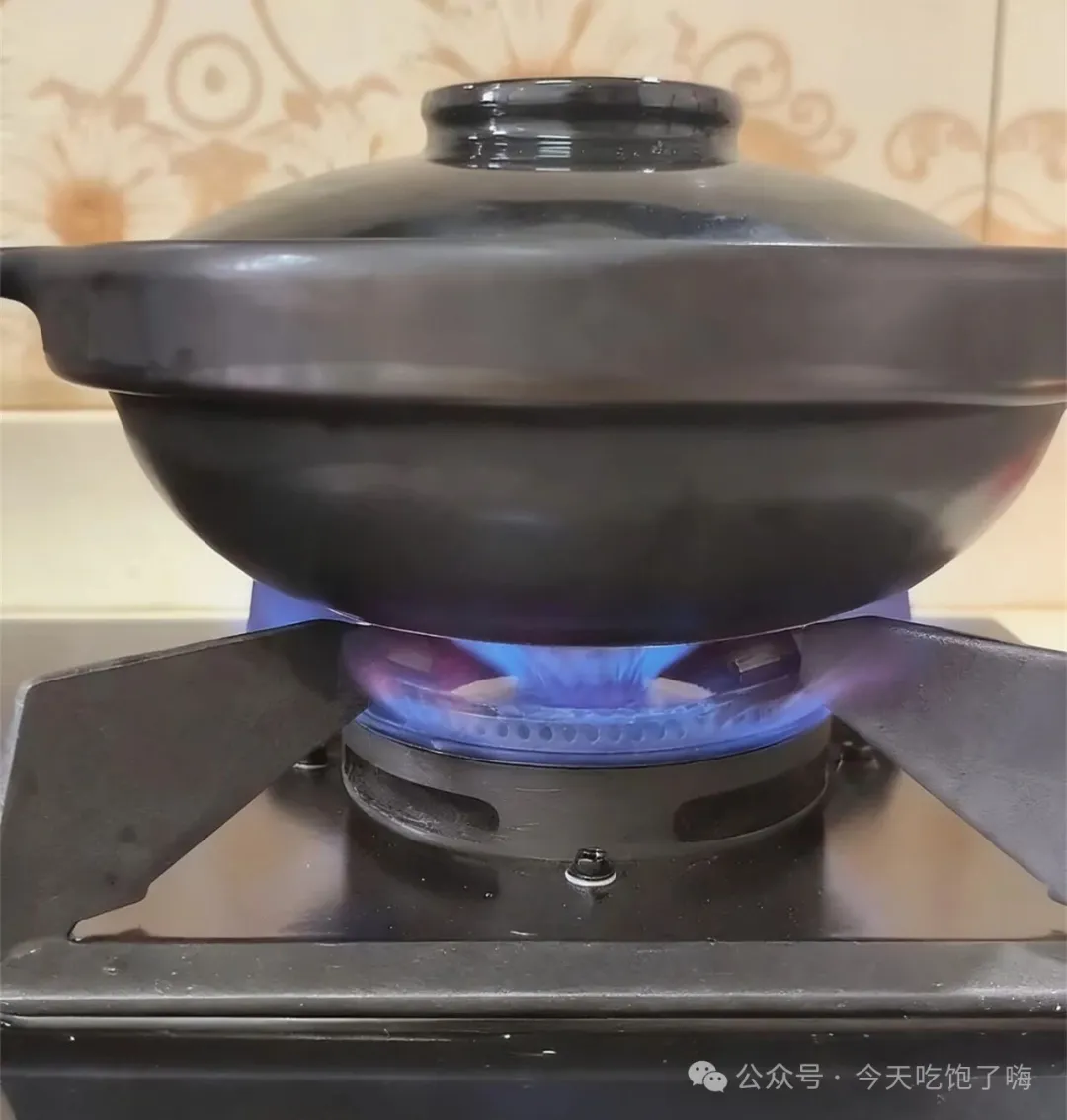 当餐现做江西特色美食:很好吃的宁都三杯鸡