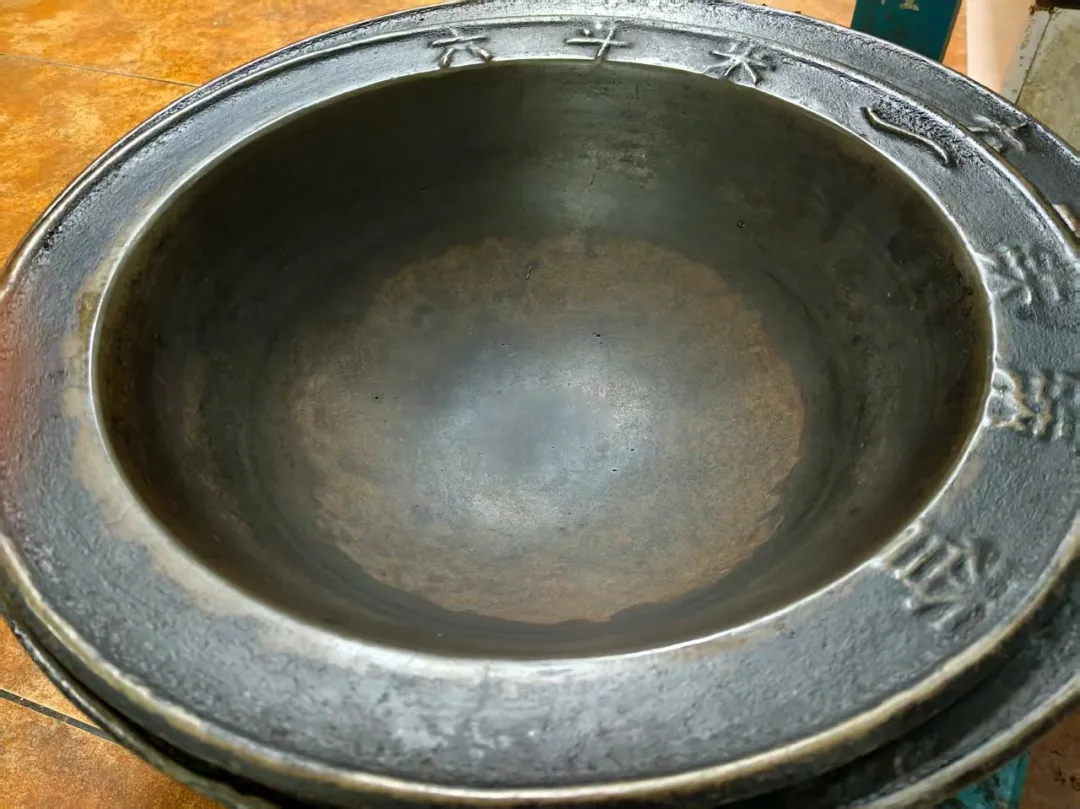 朔州特色小吃六斗米铁锅焖面