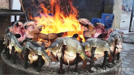 宣恩烤活鱼—一座城市的美食名片