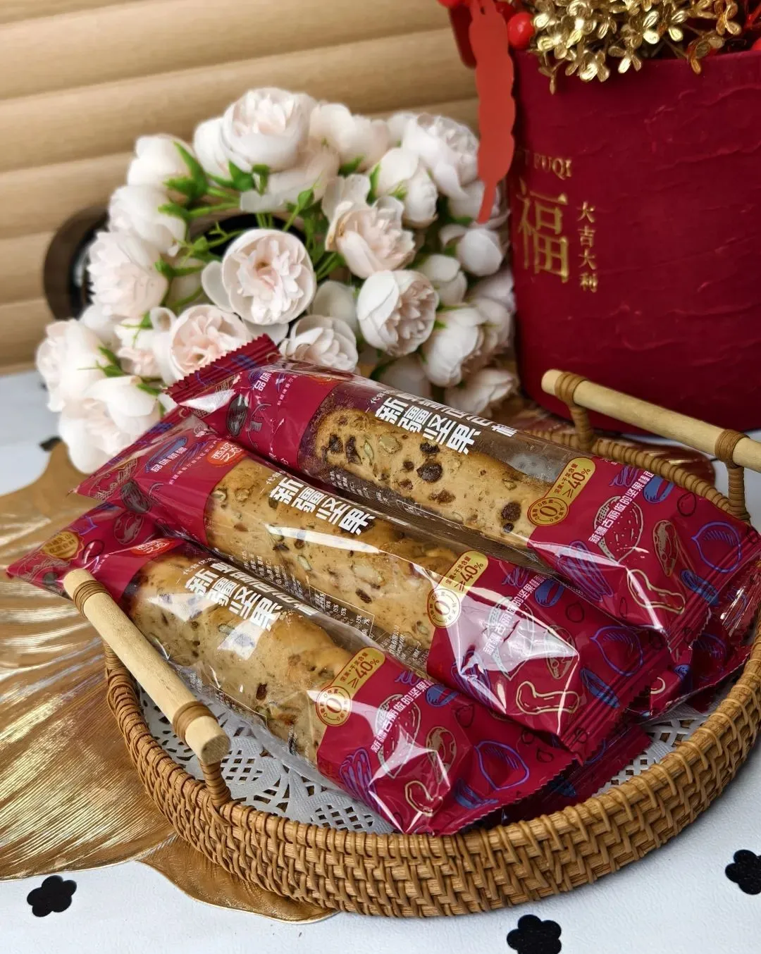 当餐美食新疆坚果蜂蜜面包棒,浓郁的麦香混合着坚果的香