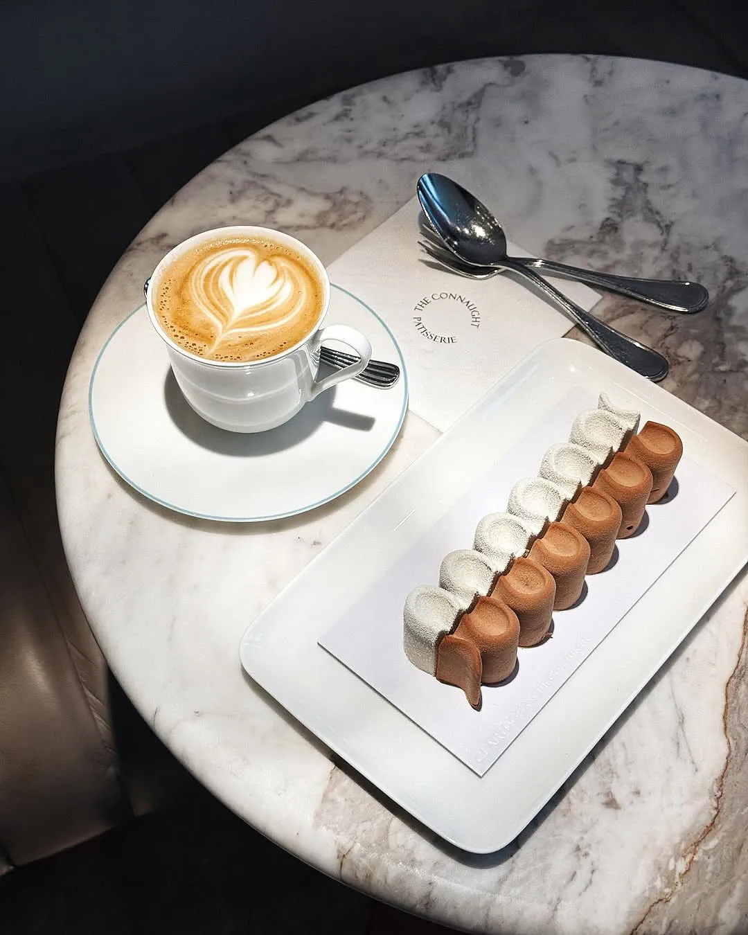 餐饮烘焙行业的风向确实在悄然转舵