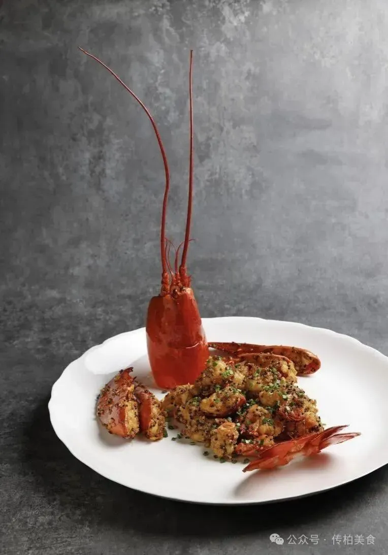 当餐山海珍馔,味蕴万象美食!海鲜创意融合菜单