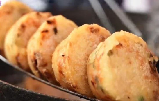 地方特色美食之云和油筒饼的制作