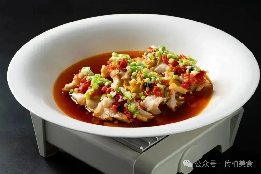 当餐山海珍馔,味蕴万象美食!海鲜创意融合菜单