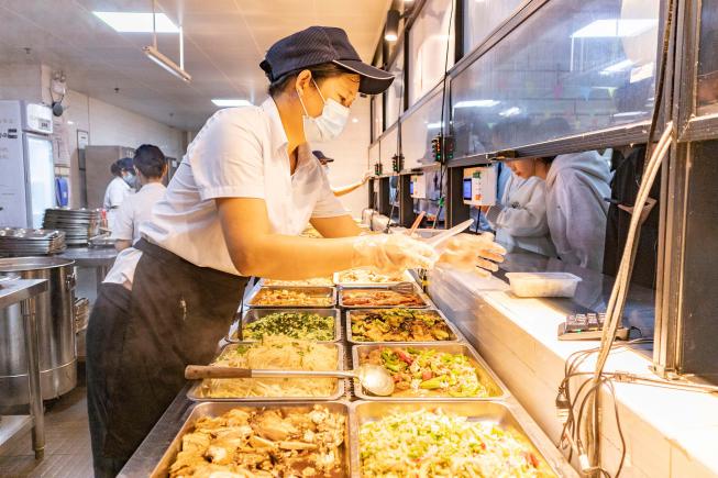 公司企业饭堂承包需要注意什么？当餐如何满足你的胃