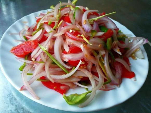 去新疆必点的6道美食,是“疆菜之魂”,老板以为你是本地人