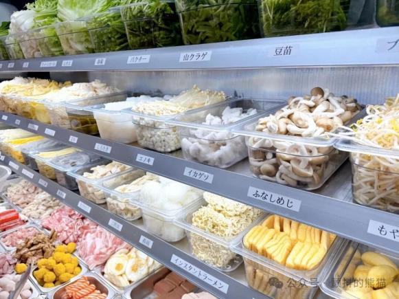 日本空前“麻辣烫热潮”，这款中国美食为何会如此走红？