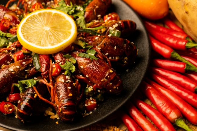 2025年中国餐饮食品连锁加盟行业白皮书