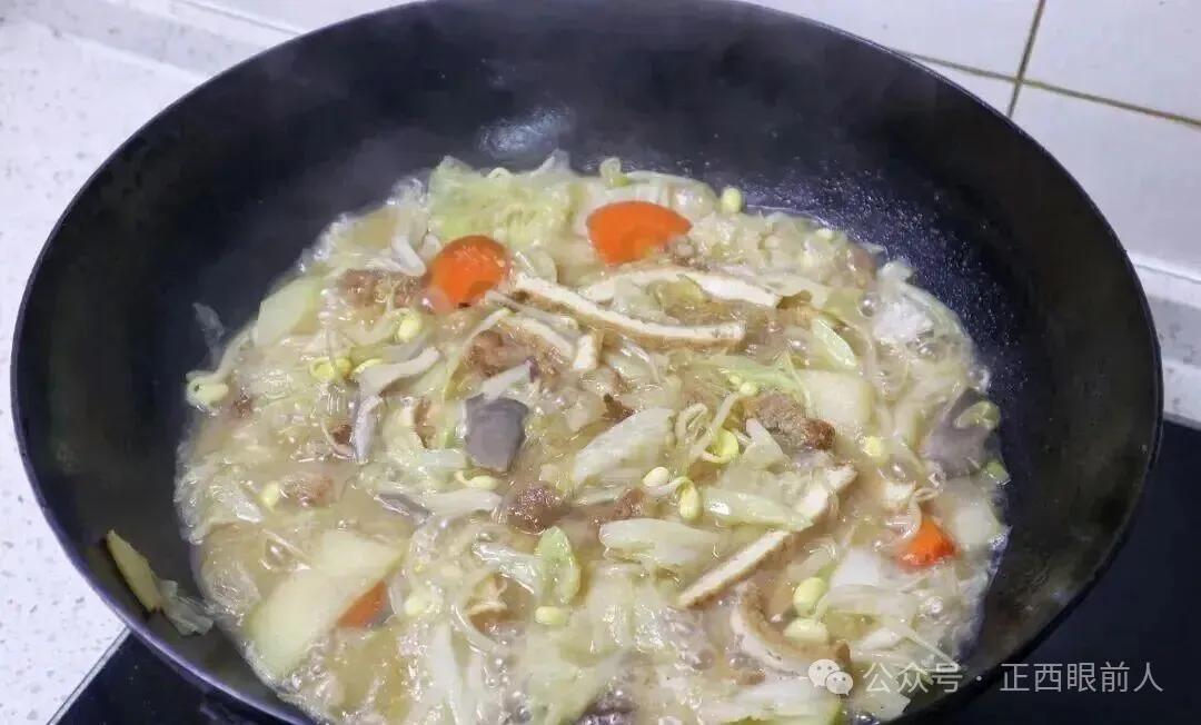 天冷就爱这一锅!多种食材一锅出