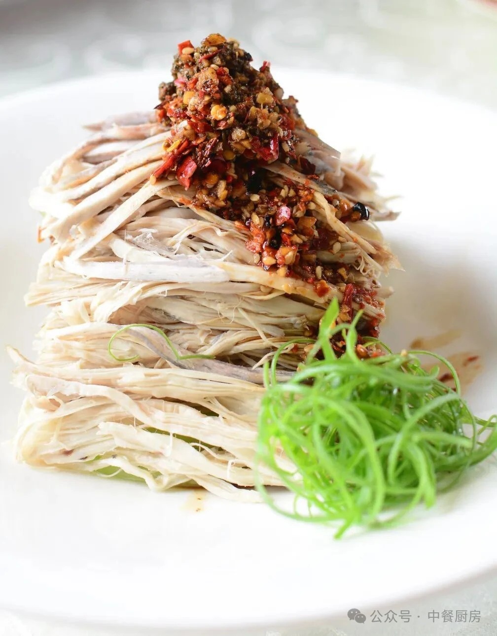 当餐酒楼特色菜,时令鲜材烹制