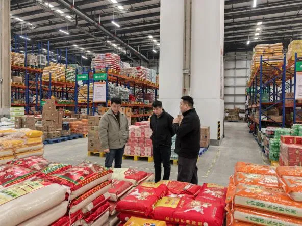 对食堂食材大宗采购供应商开展实地检查