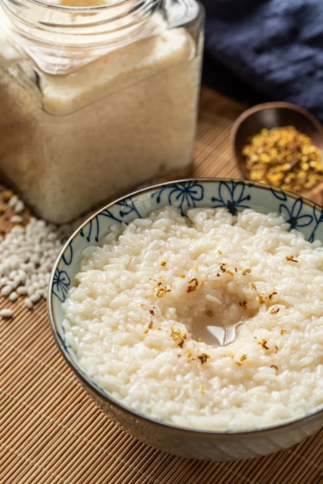 寒冬里吃热乎的醪糟甜米酒,当餐吃完让气血旺起来