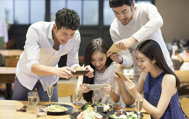 餐饮人必看！这8句文案，帮你留住顾客的心